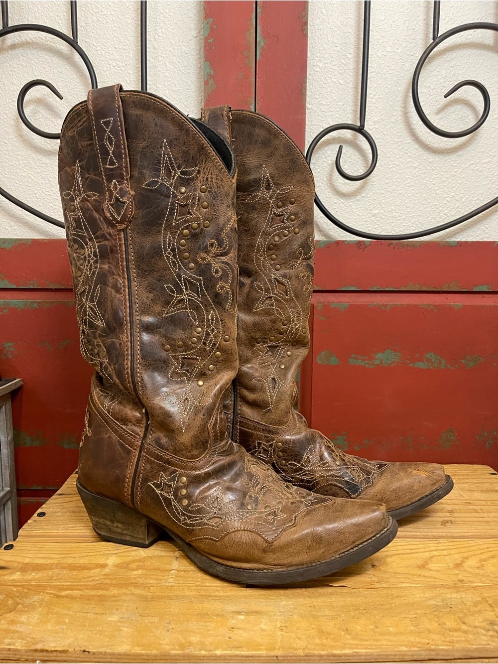 Laredo by Dan Post Brown Studded Cross Western Cowgirl Boots | Size 9